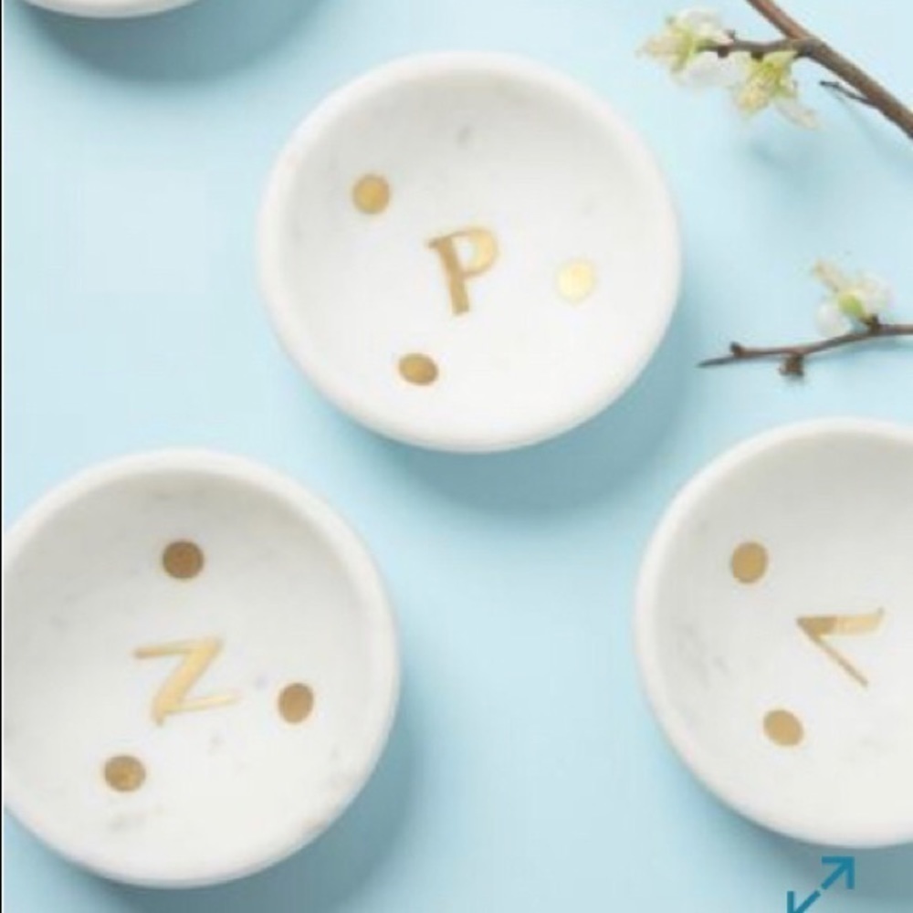 Anthropologie V Monogram marble trinket bowl